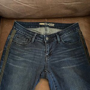 Old Navy Rock Star Jeans with Leather-like Highlight - size 6